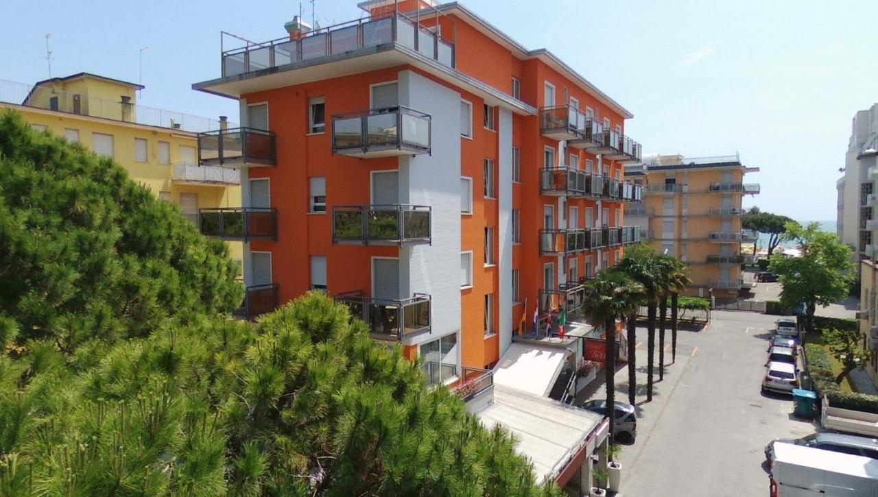Hotel Torino Lido di Jesolo Exteriör bild