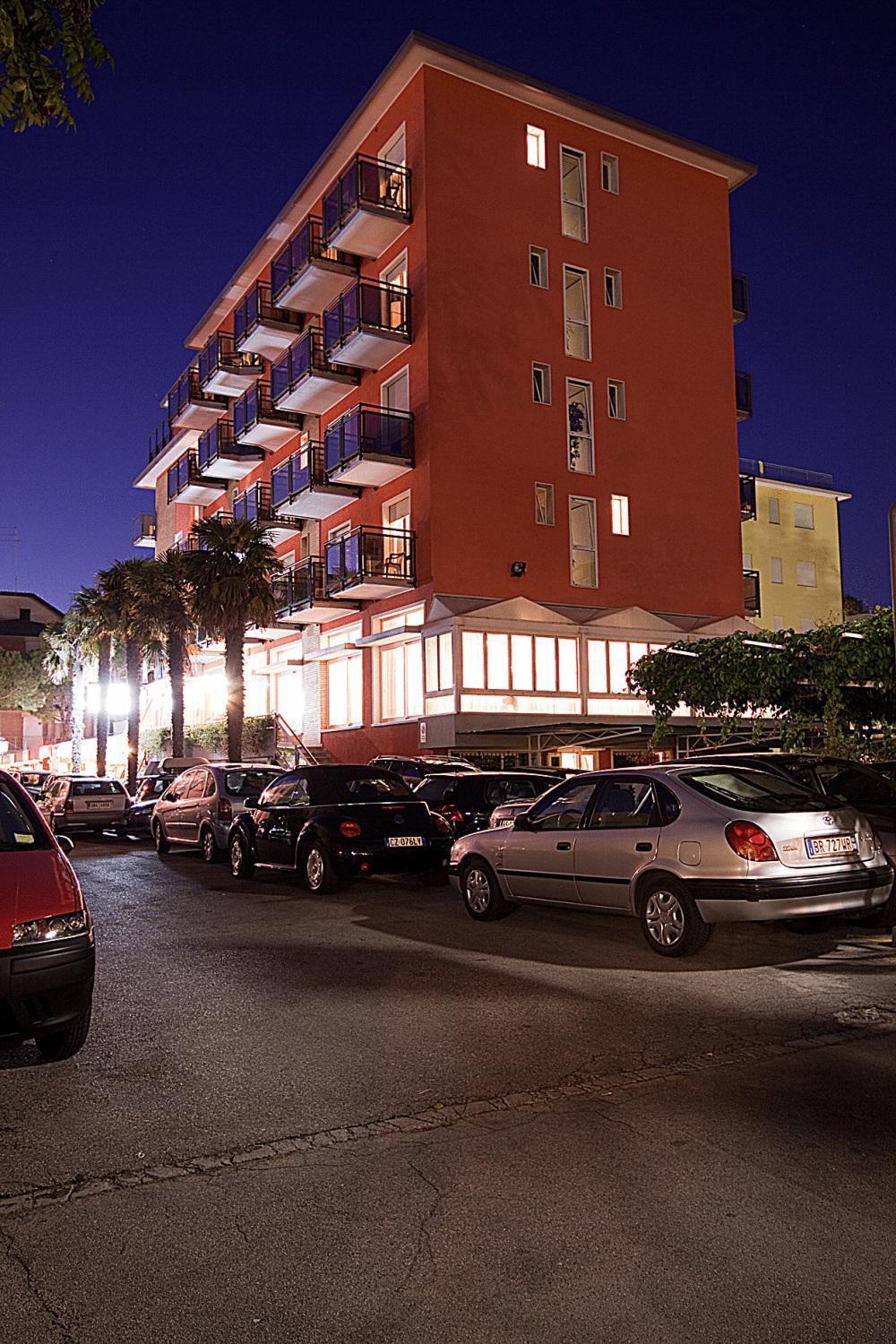 Hotel Torino Lido di Jesolo Exteriör bild